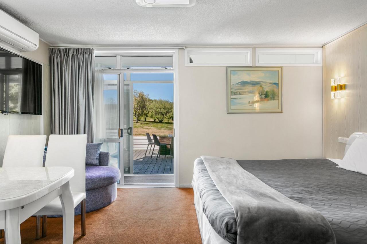 Vu Thermal Lodge - Adults Only Motel Taupo Exterior photo