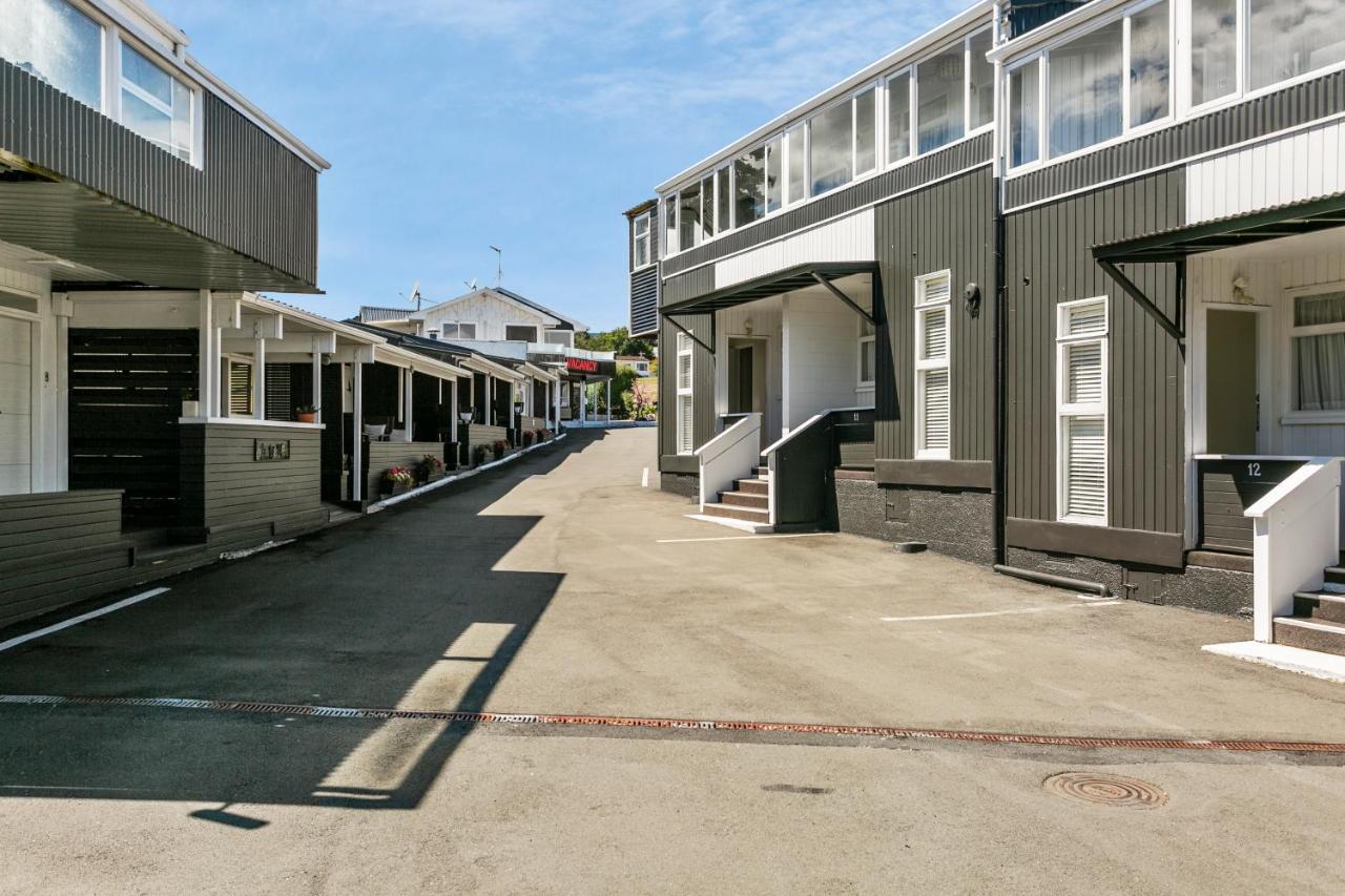 Vu Thermal Lodge - Adults Only Motel Taupo Exterior photo
