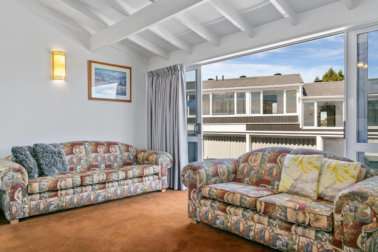 Vu Thermal Lodge - Adults Only Motel Taupo Exterior photo